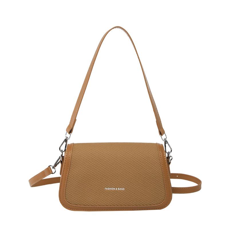 

2025 новая корейская версия модный темперамент простая на плечо маленькая квадратная сумка женская для отдыха и работы универсальная с высоким чувством сумка-мессенджер коричневый