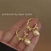 Chic 2024 Gold Foil Pearl C-Shape Earrings: Elegant French Retro Design