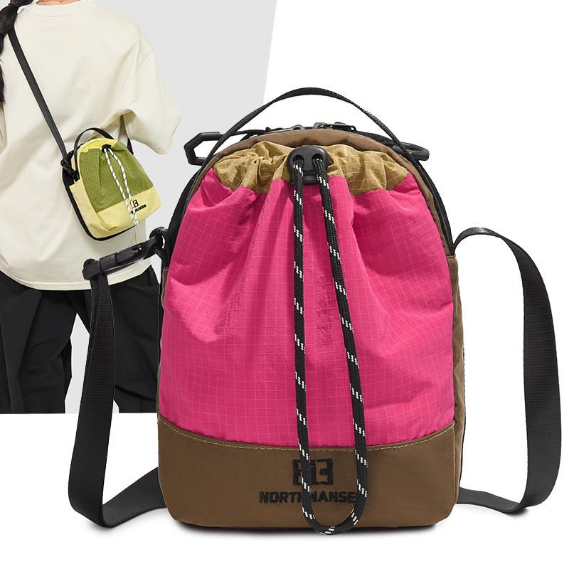 Nylon Casual Unisex Shoulder Bag With Zipper Pocket For Travel And Office Use