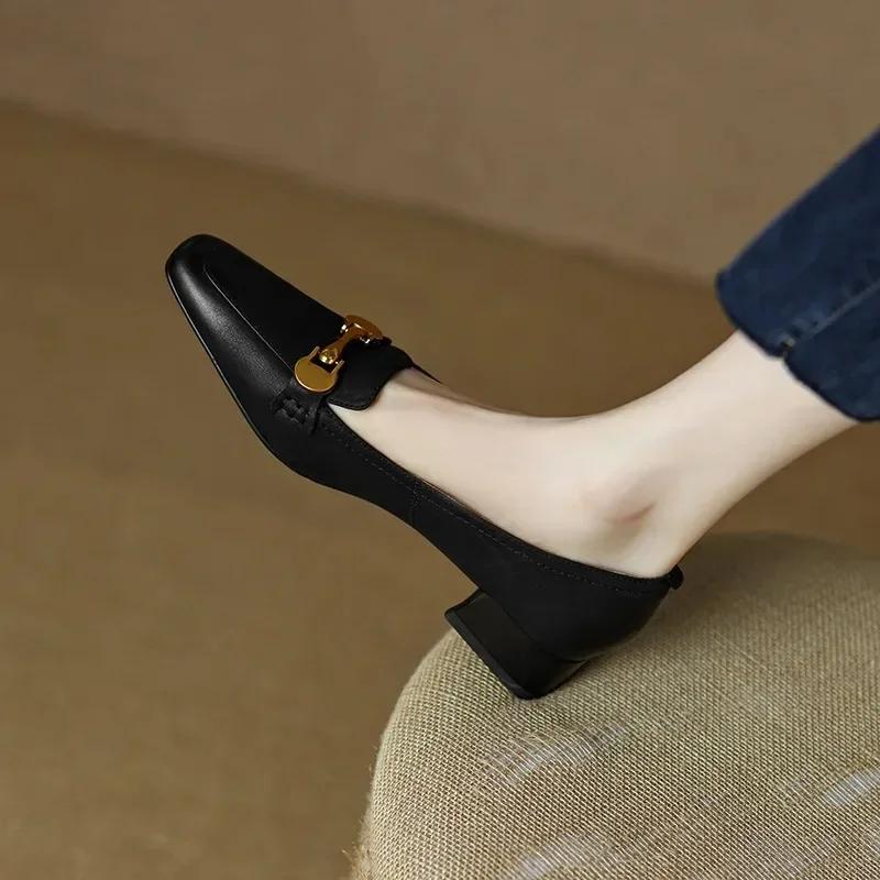 2025 New Spring/Summer French Retro Handmade Single Shoe Women's Shallow Mouth Square Head Thick Heel Medium Heel Women's Shoes