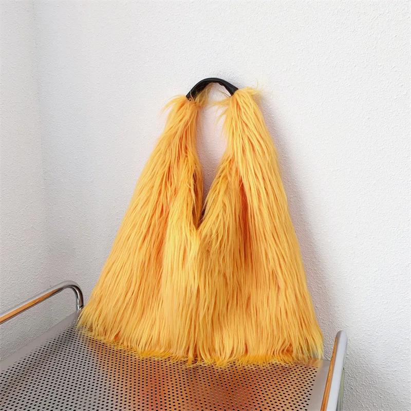 Luxuriöse Flauschige Plüsch Damen Umhängetasche Weiche Kunstpelz Taschen für Damen Übergröße Handtasche Winter Puffy Hobo Designer Shopper Tragetasche