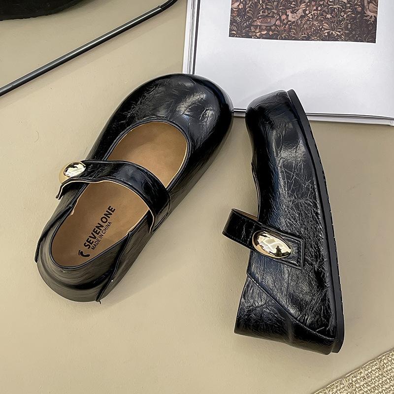 Xiaoxiangfeng single shoes 2025 new Doudou shoes soft-soled single shoes Mary Jane shoes lightweight and breathable grandma shoes small leather shoes