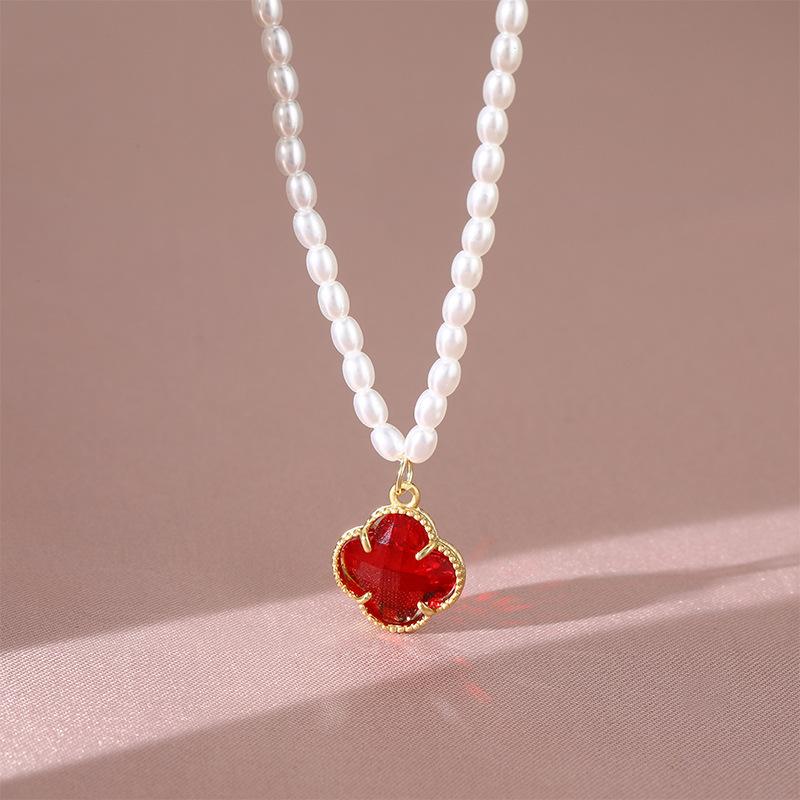 

Four-Leaf Clover Pearl Necklace Women S High-Value Retro Trend Versatile Exquisite Collarbone Chain