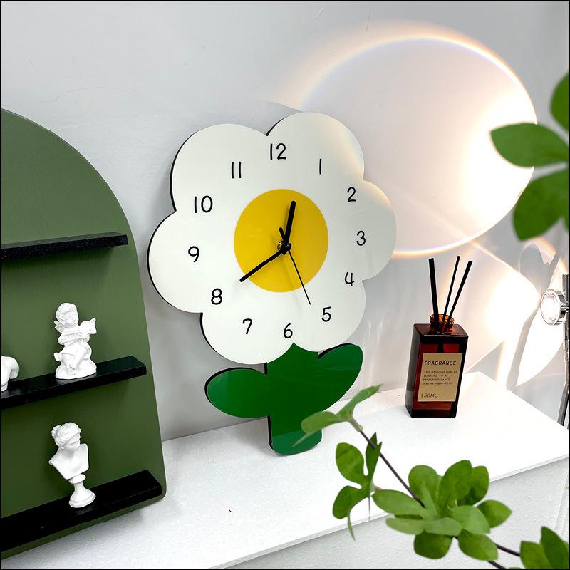 

Художественные Цветочные Мультяшные Настенные Часы - Бесшумные, Декоративные, Милые, для Гостиных и Цветочных Магазинов Others