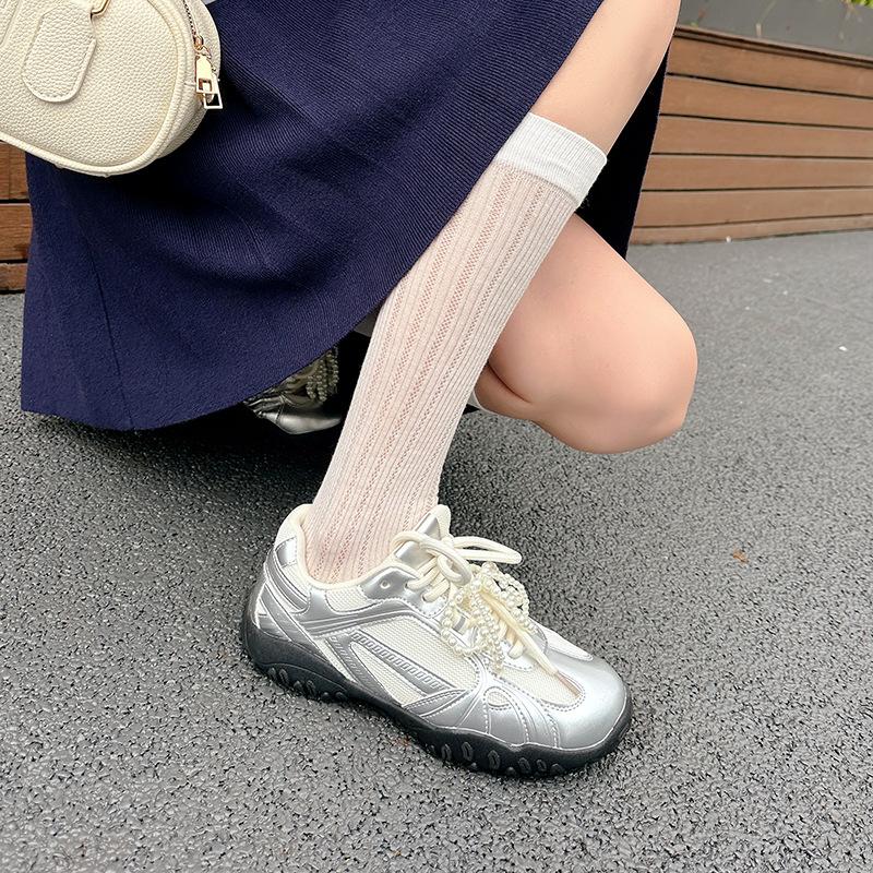 2025 autumn new fashion crescent moon bottom~ lace pearl belt inner height increase casual Forrest Gump shoes women's training shoes