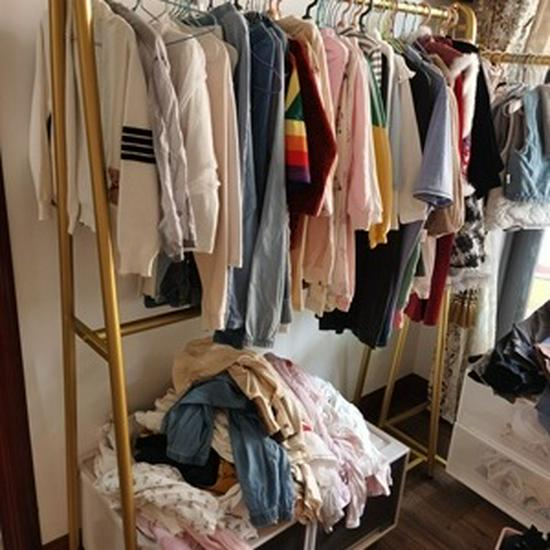 Double-Layer Floor Display Rack for Wedding Dresses