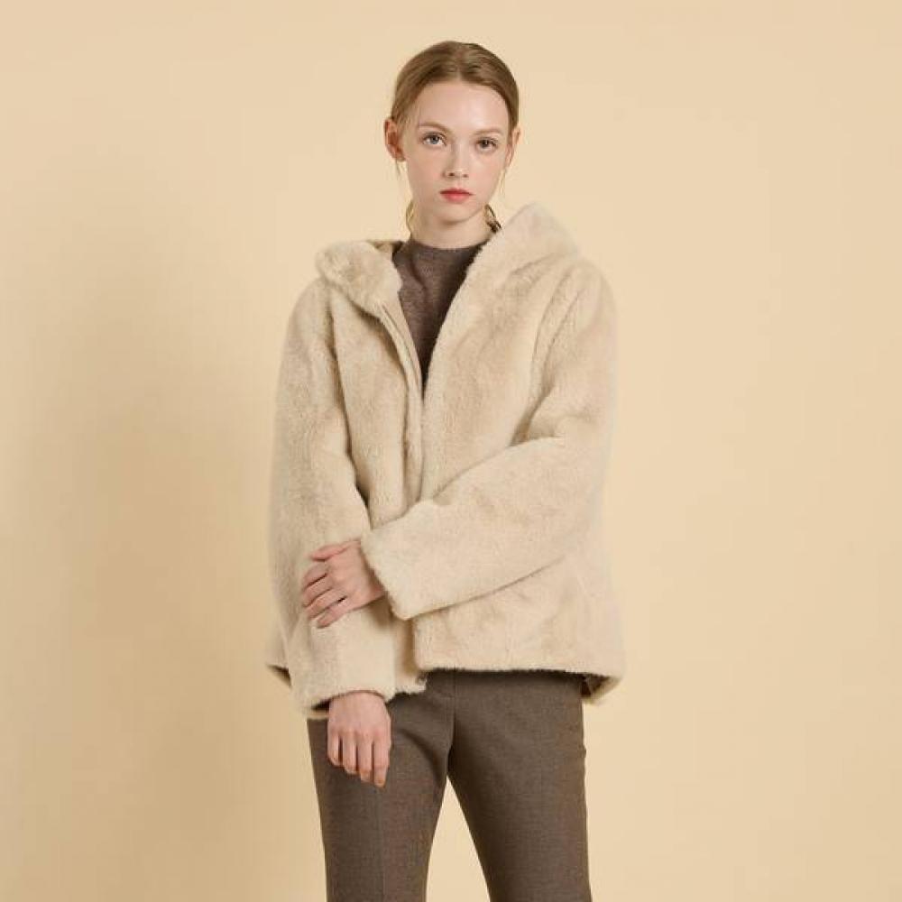 

Bcbg Faux Fur Hooded Zip Up B5w9y975 light beige (71)/66