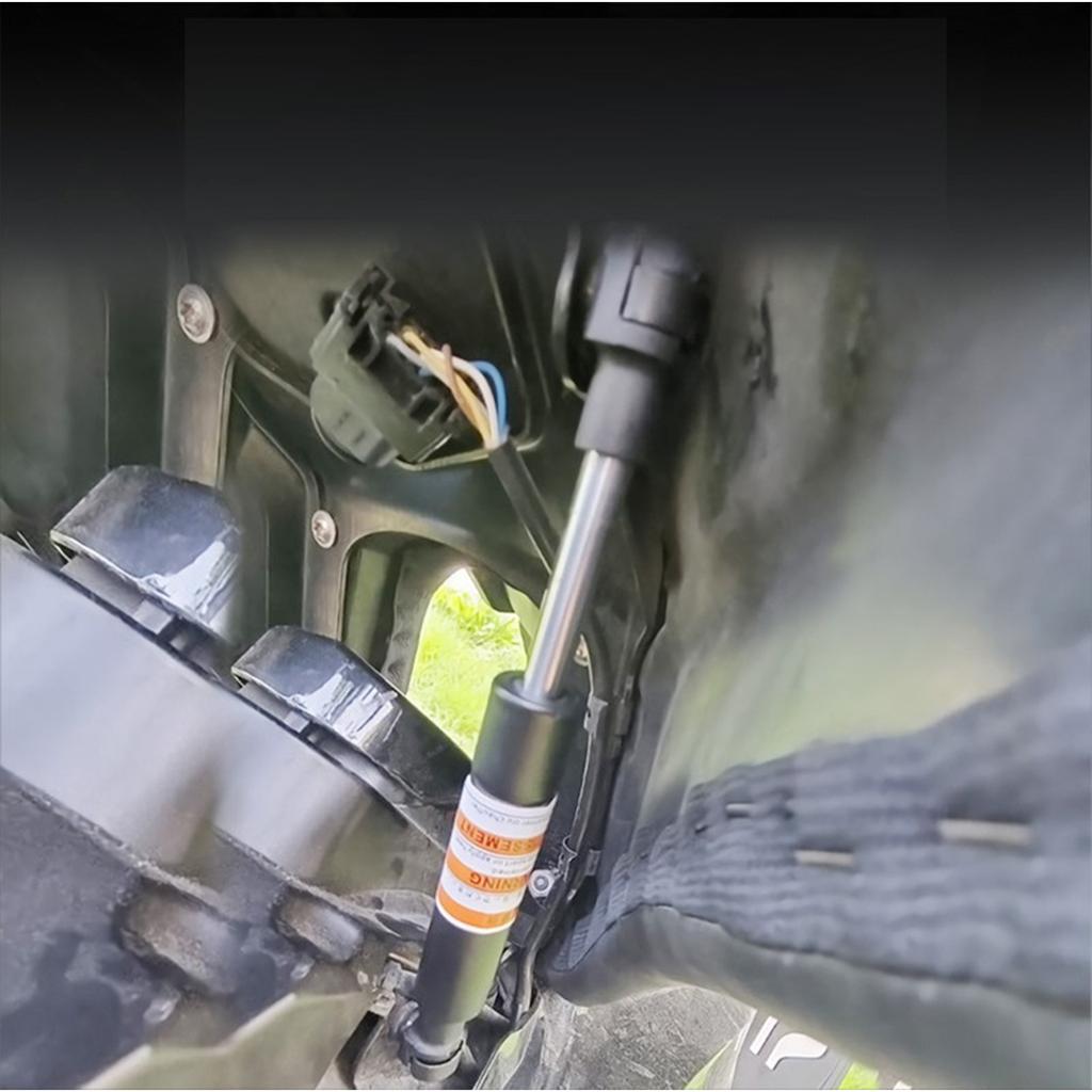 Lightweight Adjustable Motorbike Seating Damper Support Pneumatic Rod for C600 C650 C650GT Improved Handling and Comfort
