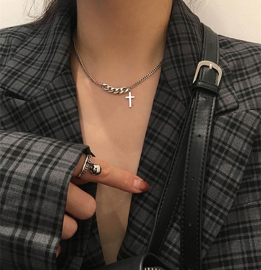 Stylish Couple Neckchain Fashionable Crucifix Pendant Necklace Adjustable Length Collarbone Chain Jewelry Punk Ornament