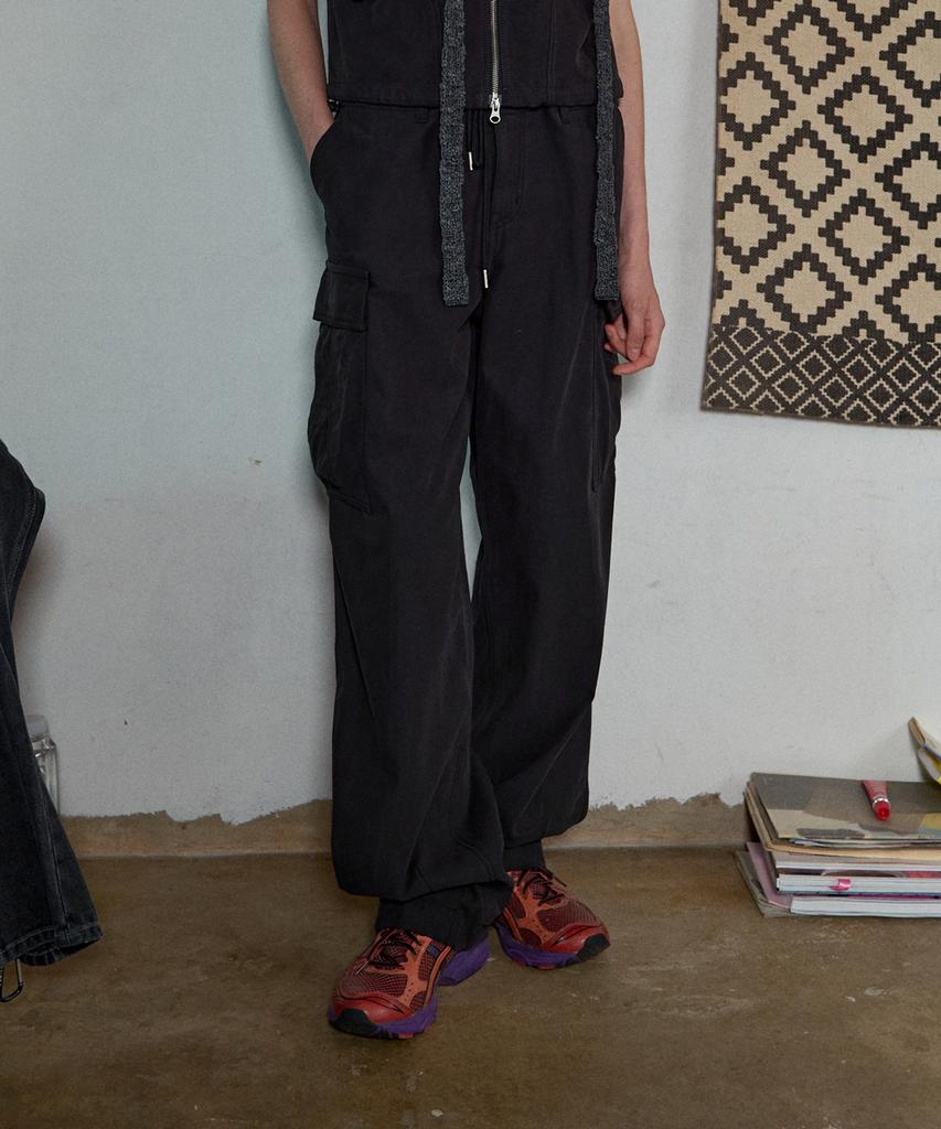 Aobteu Cotton Cargo Pants - Black