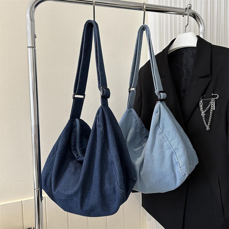 

2024 Жіноча ретро парусинова сумка через плече кольору денім - Велика місткість, повсякденна кросбоді, ледачий стиль темно-синього кольору