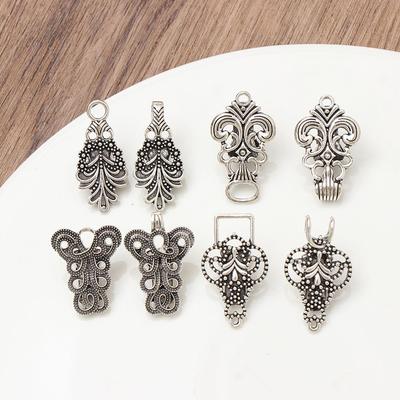 Broschen & Körperschmuck