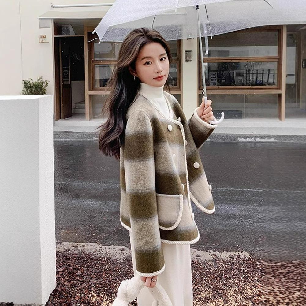 Xiaoxiang Style High-end Cashmere Coat Ladies's Short Woolen Woolen Coat British Style Round Neck Double Row Fall and Winter