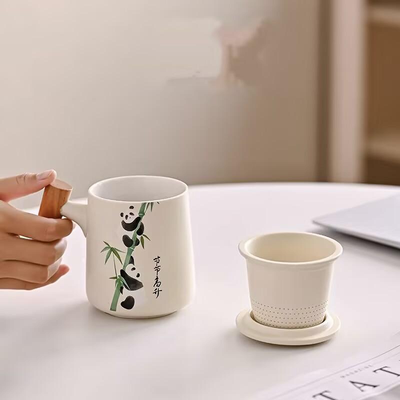 Panda Tea Separation Tea Cup Ceramic Water Cup With Lid Chinese Creative Ceramic Cup With Gift Box
