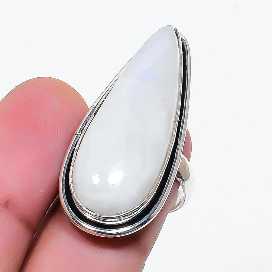 Natural Moonstone Gemstone 925 Sterling Silver Jewelry Ring Size 6.5 AR-17764