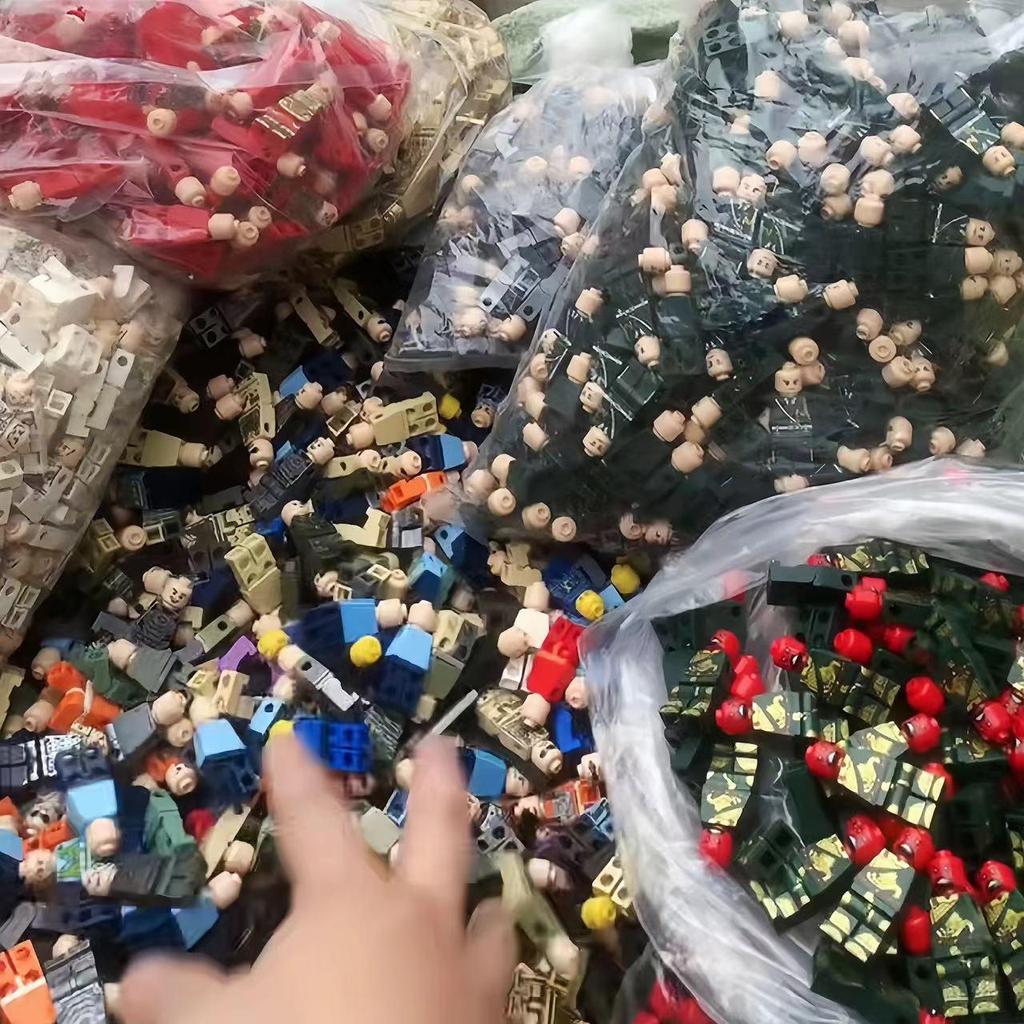 Compatible LEGO-Compatible Small Block Minifigures - Educational Assembly Toys for Boys and Girls