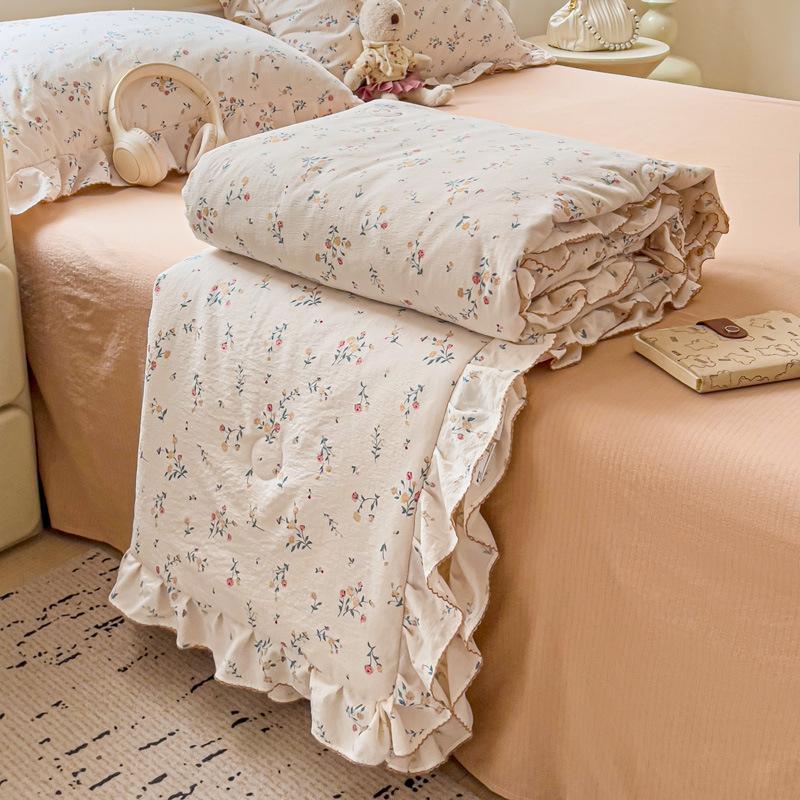 Korean Quilt with Lace and Ruffle Pure Cotton Patchwork Comforter for Summer Skin-Friendly Breathable Cooling Blanket for Home