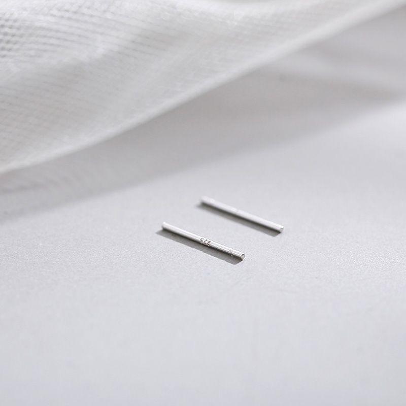 

925 Sterling Silver Women s Minimalist Students Anti-Allergy Ear Studs Silver a pair (two)