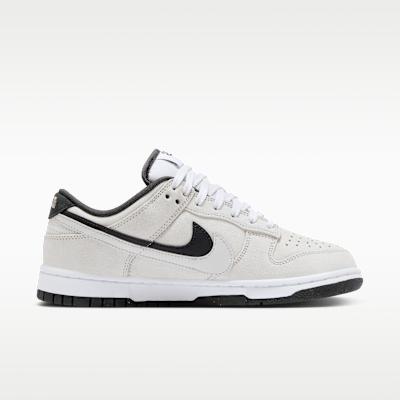 Women's Sneakers Nike Wmns Dunk Low SE 'Double Swoosh - Photon Dust'