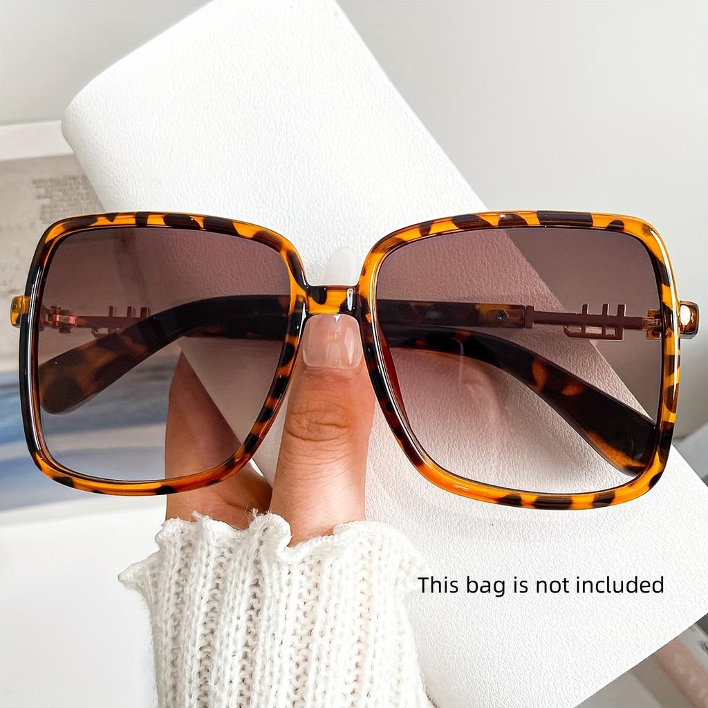 Retro 1970er Übergroße Quadratische Modebrille - Blau & Rosa Farbverlaufsgläser, Metallrahmen Unisex Modebrille für Damen