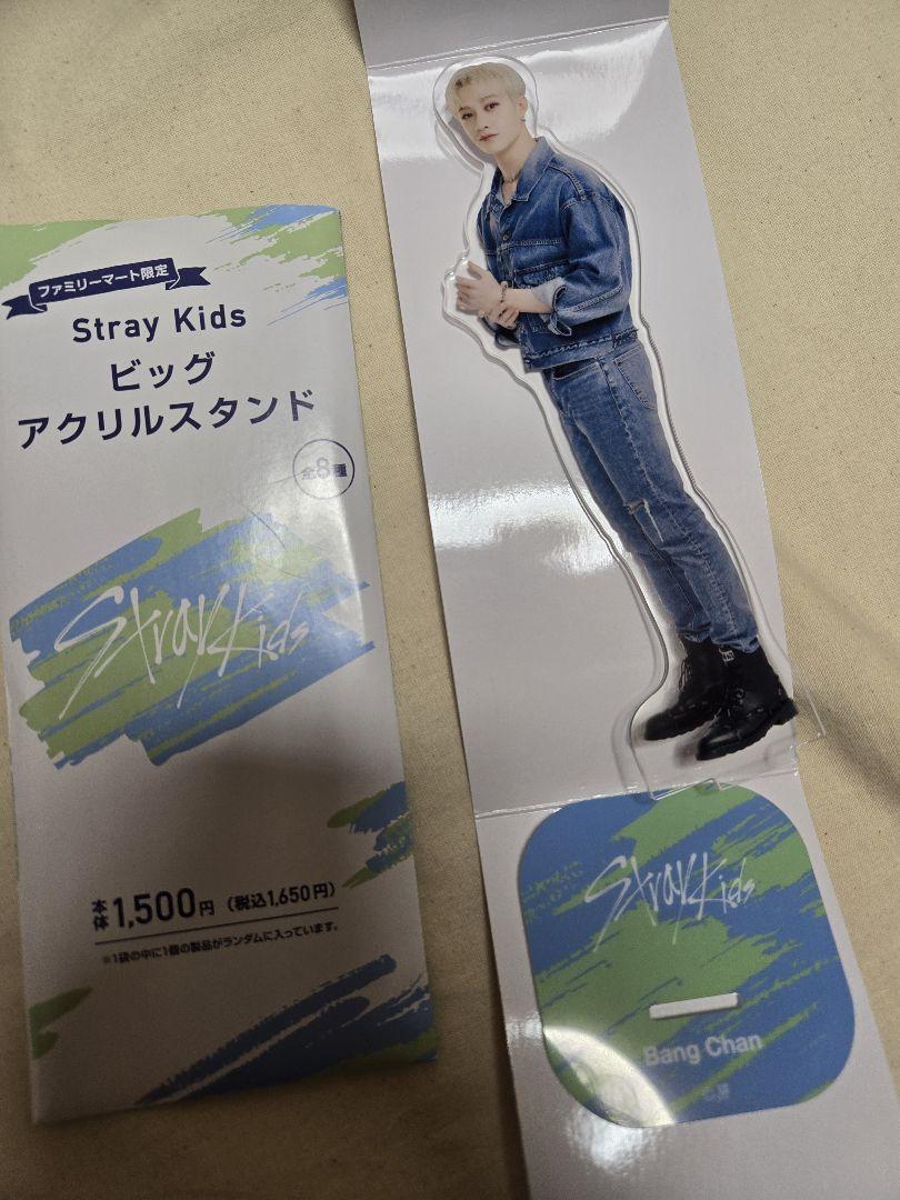 

[Б/У] Акриловая подставка Banchan Family Mart Random StrayKids
