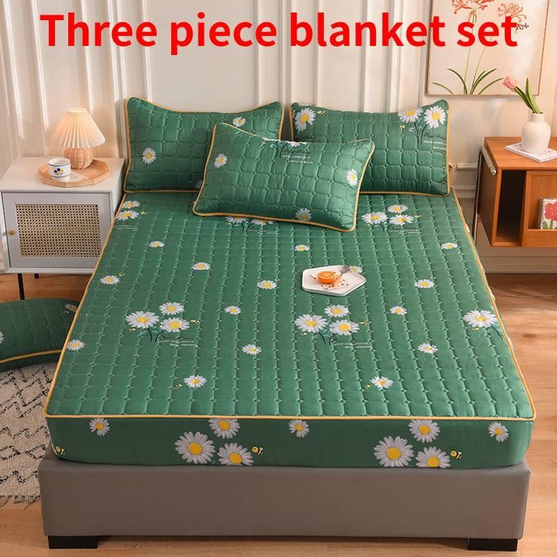 Moderne, vereinfachte Bettdecke mit Baumwollfüllung und rutschfesten Rändern für das Bett