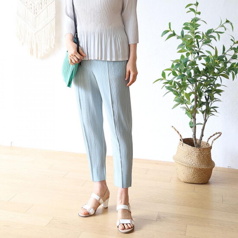 Shiz Madam Semi Baggy Pleats Pants P92059