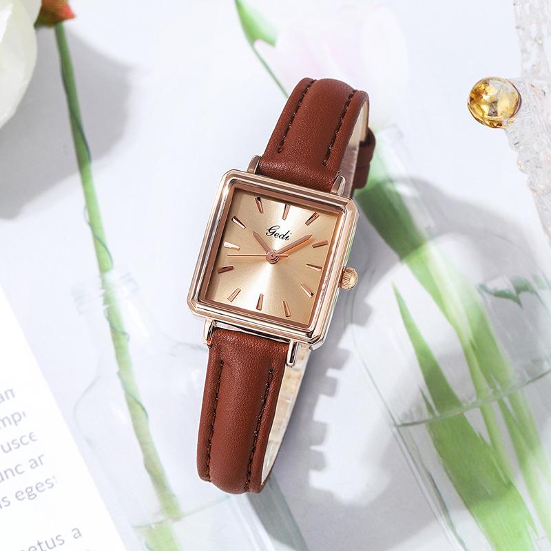Retro Green Rectangular Square Plate Simple Temperament Women'S Watch Belt Fashion Women'S Watch