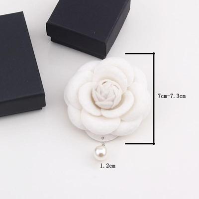 Broche Corsage Camelia Vintage Elegante Broche de Corbata Con Colgante de Perla de Imitación Pin para Cuello de Camisa de Traje Femenino Broches de Luto