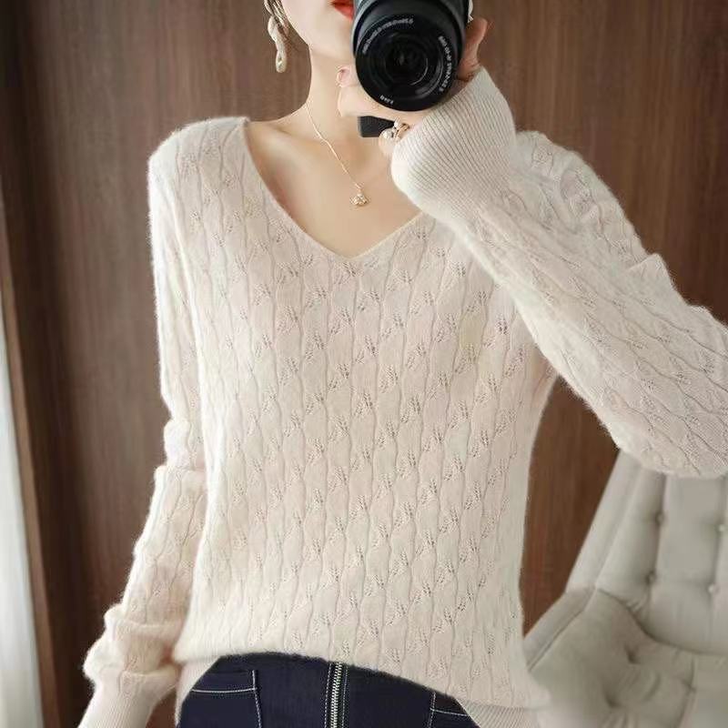

Loose knitted sweater women s thin autumn and winter temperament hollow long-sleeved bottoming shirt fashion outerwear top one size fits all белый