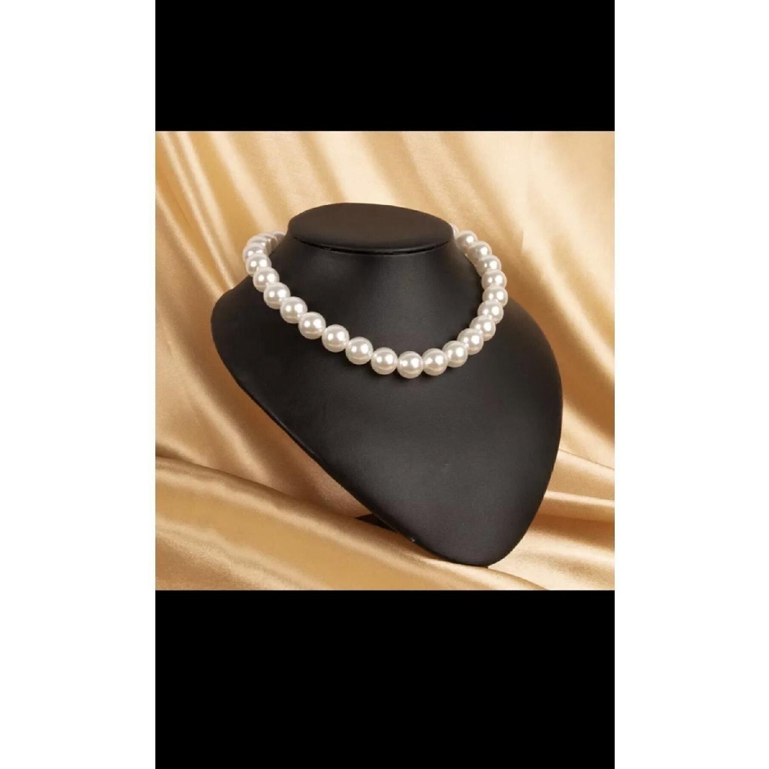 

Women s Adjustable Large Topcuk Pendant білий