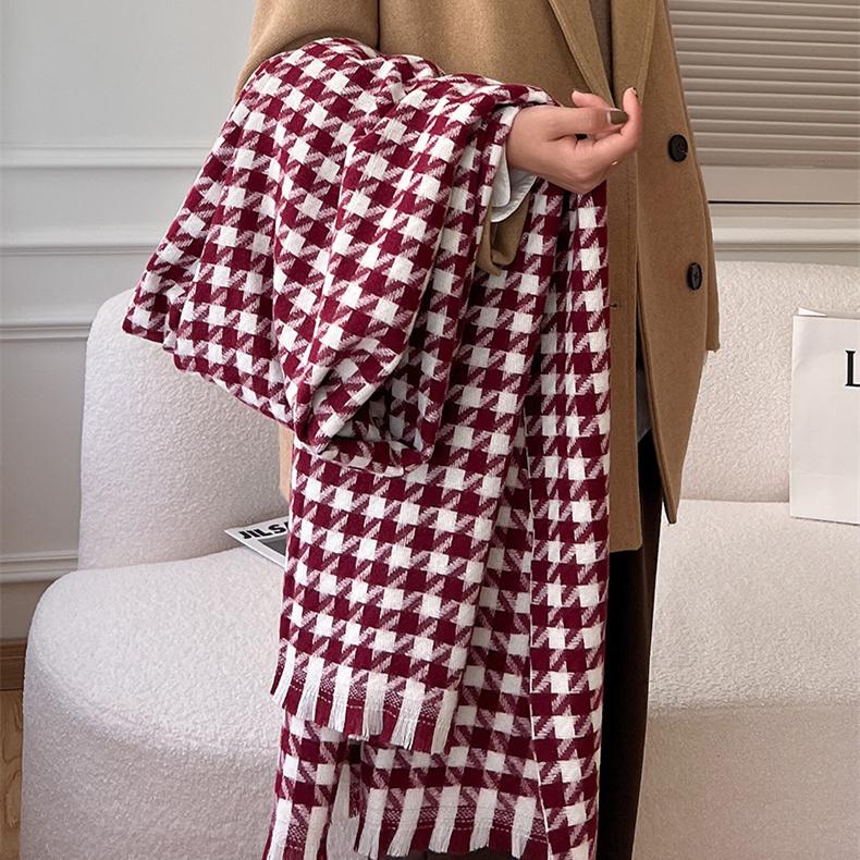 Checkered Scarf Autumn Winter Student Scarf Warm Shawl Tassel Fashion Scarf Female
