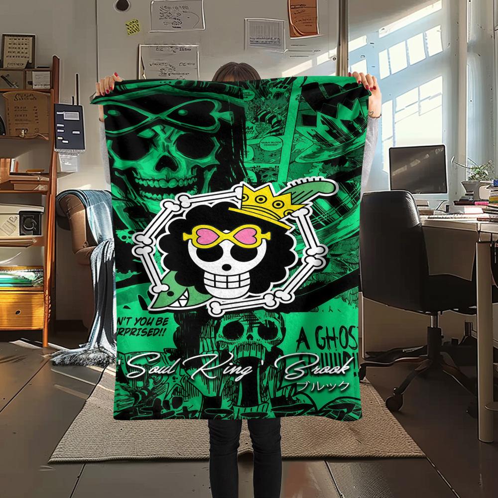 1PC One Piece Straw Hat Pirates Patterned Flannel Blanket Suitable For All Seasons For Home Decor Warmth And Comfort Gifts Holiday Present
