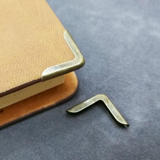 50 Stück Bucheckenschoner Schwerlastmetall Universal Scrapbooking Buch Fotoalbum Menüs Notizbuch Mappe Aktenecke Schutzhülle Schutz