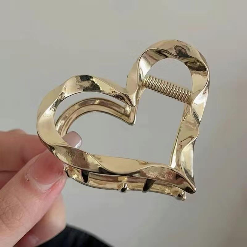Sweet Cool Y2K Star & Heart Hammered Claw Hair Accessories - High-End Updo & Shark Clips