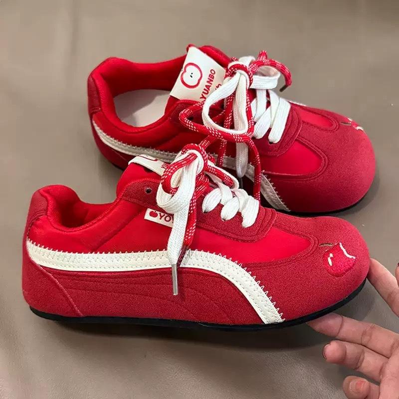 Cute ins wind moral training shoes women's 2026 new spring and summer breathable thin baseplate shoes retro casual student