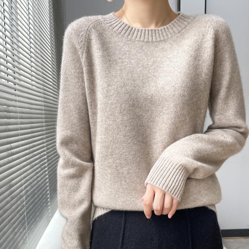 Women's 2024 Autumn/Winter Cashmere Pullover: Round Neck, Raglan Sleeve, Loose Fit, Long Sleeve Sweater.