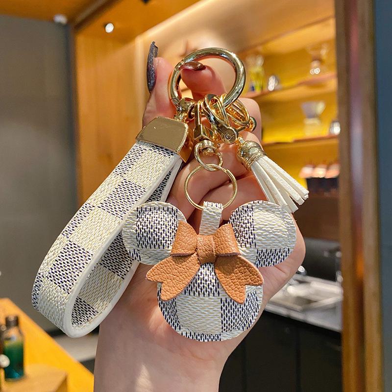 Exquisite Classic Leather Old Flower Car Pendant Keychain with Cute Ball Cartoon Rex Rabbit Fur for Women's Bags