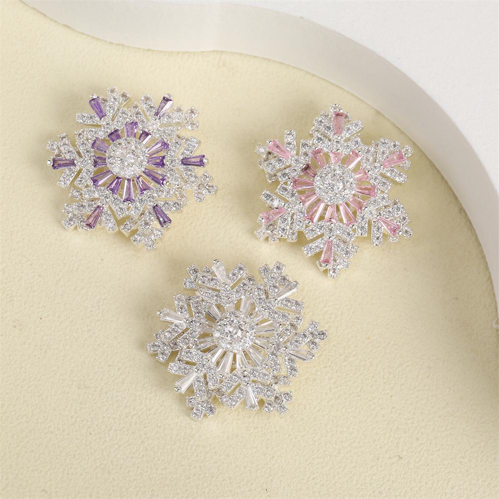 Copper-Plated Silver Rotating Snowflake Zircon Bead Brooch for DIY Necklace Accessories