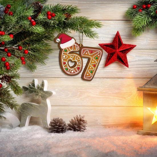 Weihnachtsanhänger Acryl Lebkuchen Zahl 67 Anhänger mit Hut Festliche Weihnachtsbaumdekoration Weihnachtsgeschenk