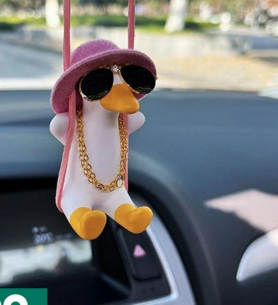 Cross-border Swing Duck Rearview Mirror Pendant - Car Decoration