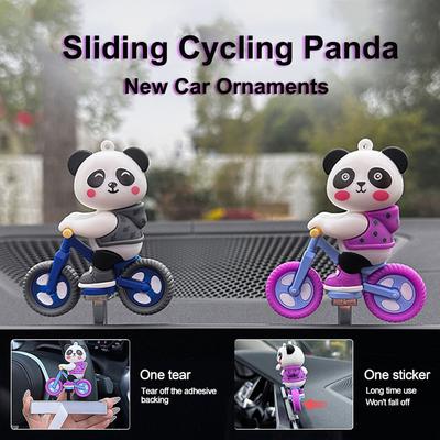 2024 Nuovi Ornamenti per Auto Panda Ciclismo Scivolante Cartone Animato Bambola Panda Console Centrale Orso Mobile Decorazione Interni Auto
