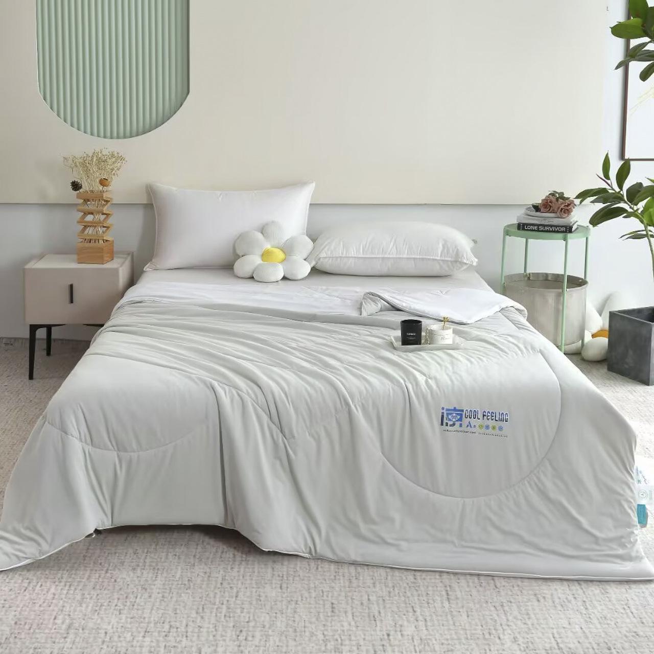 Ice Silk Summer Cooling Quilt for Mothers & Babies - A-Class, Single Dorm Size 150x200