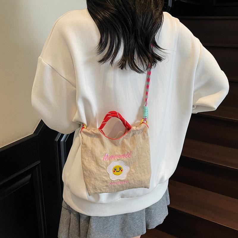 Embroidery donut bag summer new fashion mini commuter bag shoulder messenger bag