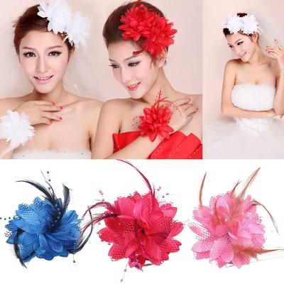 Kopfbedeckungen – Fascinators & Mini-Hüte