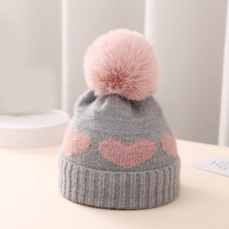 Faux Pelz Bommel Babymütze Herz bedruckt Strick Herbst Winter Neugeborenes Säugling Beanie Mütze Kleinkind Warm Häkeln Mädchen Jungen Hüte