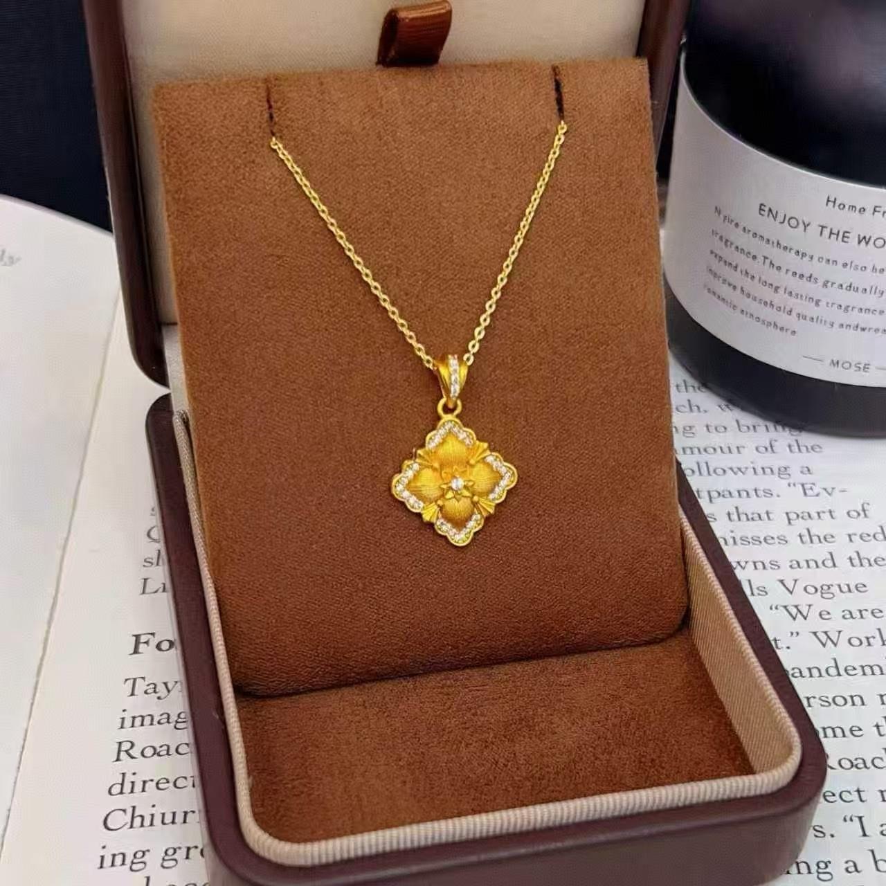 Diamond-studded and Brushed Four-leaf Flower Necklace, Chinese Style, Best-selling New Style 45cm