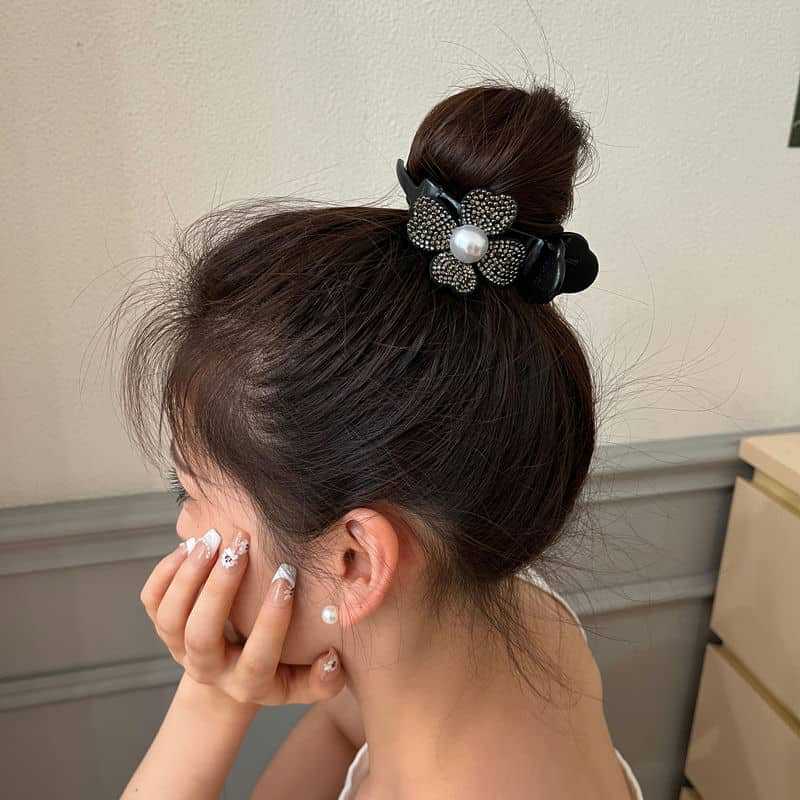 3Pcs Water Diamond Pearl Flower Ball Head Gripper Female Temperament High Ponytail Hair Clip with A Clip At The Back of The Head