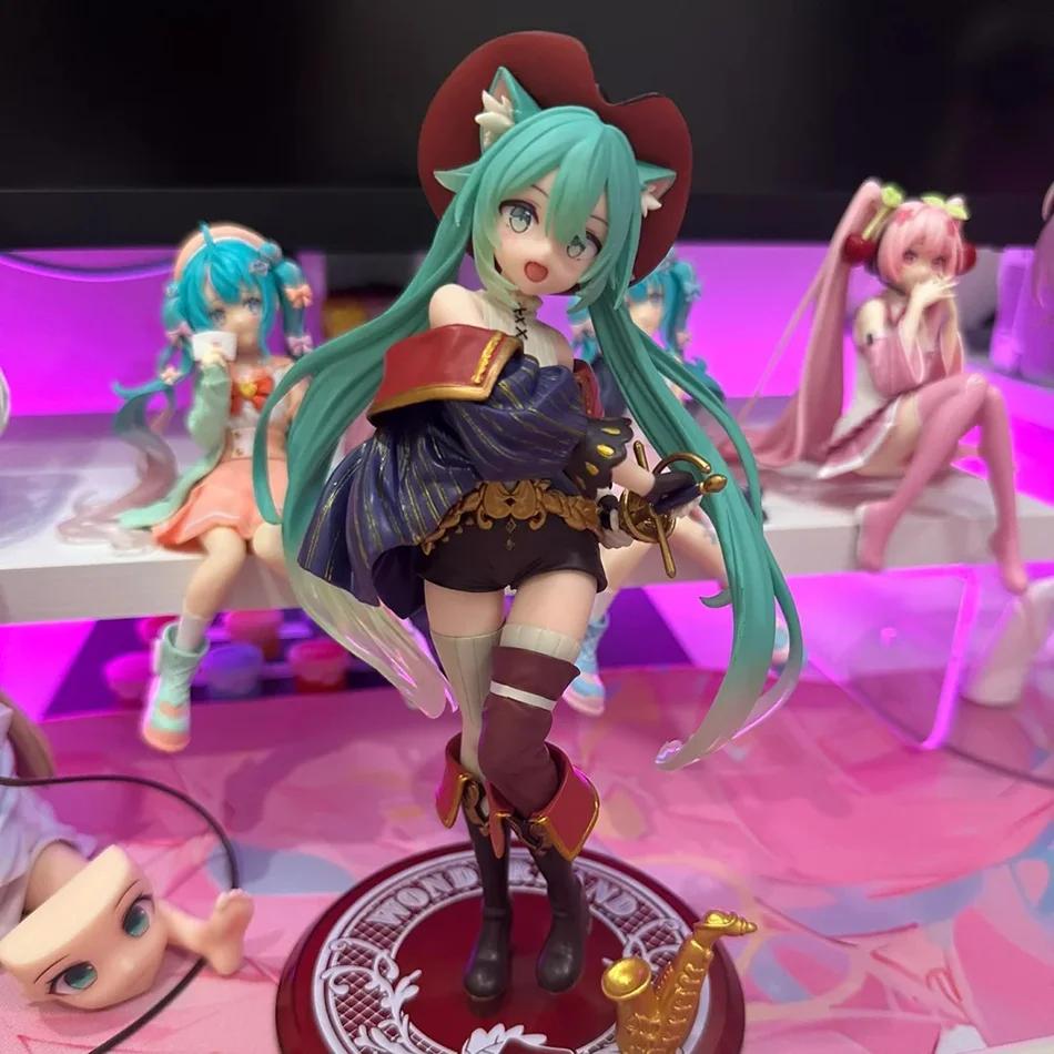 Hatsune Miku Anime Figurine - Cute Desktop Action Figure 'Tale of Wonderland' Miku as Puss in Boots Kawaii Girl Model Toy Adorab