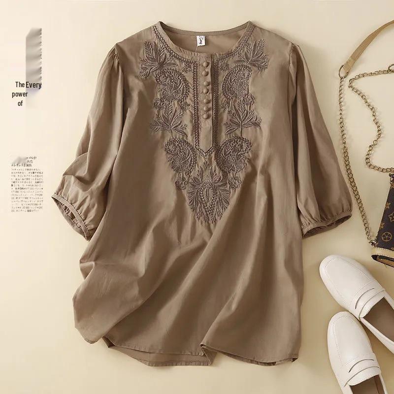

2025 Summer Women s Embroidered Cotton Linen Crew Neck Top Extra Large (XL) синий